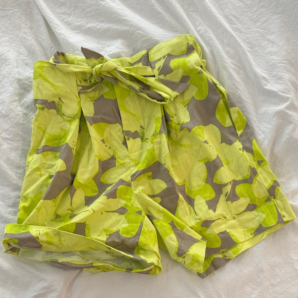 Halston Heritage Lime and Gray Floral High Waist Shorts